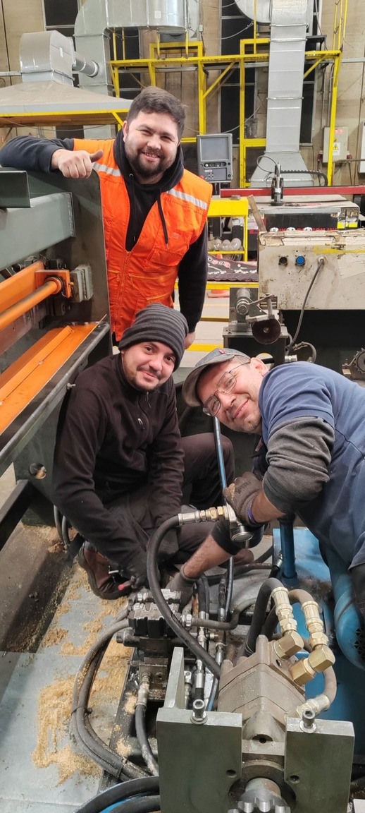 Imagen de mantenimiento industrial CNC Plus 13